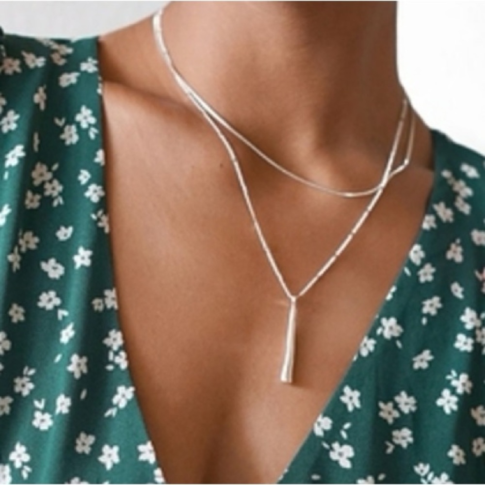 Elegant Silver Necklace